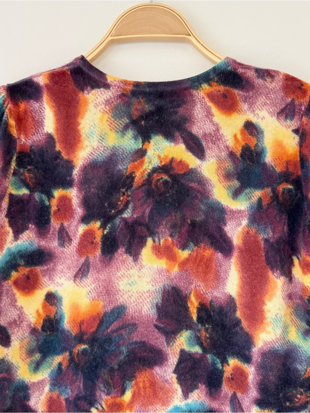 Quotation Rainbow Watercolor Fall Colors 2-Ply Cashmere Cardigan, Size M - Picture 9 of 13